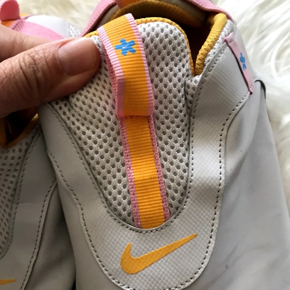 Nike Air Zoom Pulse Low Mens Nursing Comfort Shoes Gray CT1629-002 size 7.5 - Picture 2 of 8